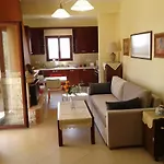 Avia, House With Privillaged View, 100 Meters From The Sea *