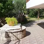 Feriehus Avia, House With Privillaged View, 100 Meters From The Sea Avía