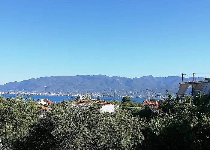 Avia, House With Privillaged View, 100 Meters From The Sea