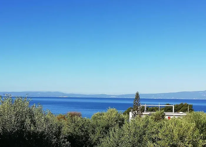 Holiday home Avia, House With Privillaged View, 100 Meters From The Sea *