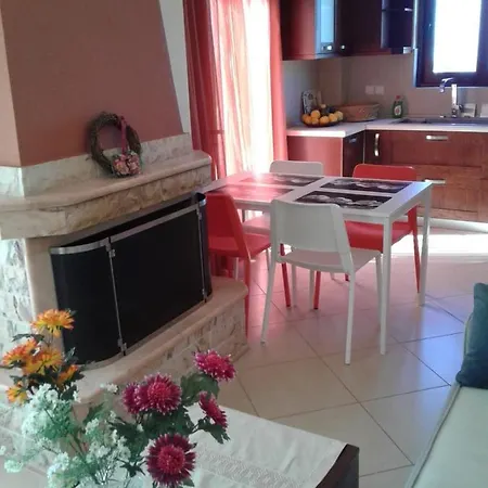 Avia, House With Privillaged View, 100 Meters From The Sea