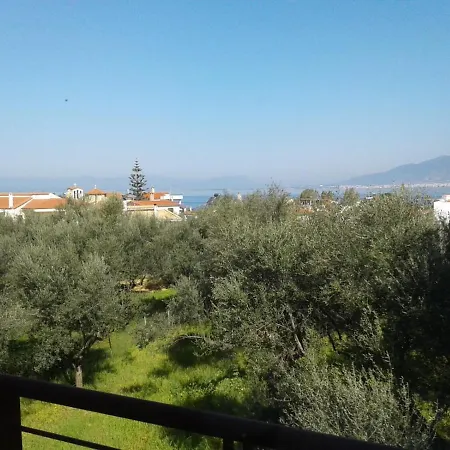 Avia, House With Privillaged View, 100 Meters From The Sea * Avía