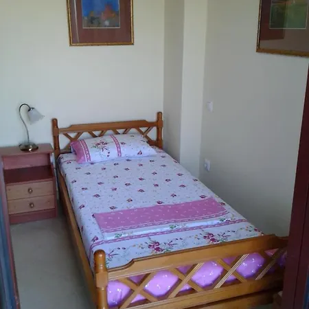 Σπίτι διακοπών αβία,σπίτι με προνομιακή θέα, 100 μέτρα από τη θάλασσα Αβία