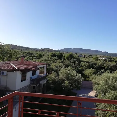 Avia, House With Privillaged View, 100 Meters From The Sea * Avía