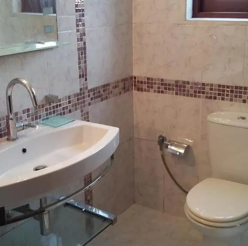 Avia, House With Privillaged View, 100 Meters From The Sea *