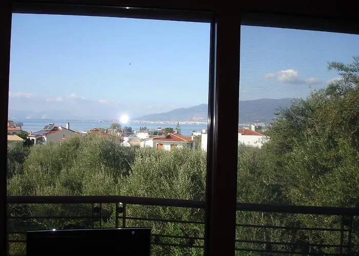 Σπίτι διακοπών αβία,σπίτι με προνομιακή θέα, 100 μέτρα από τη θάλασσα *